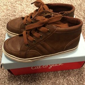 Boys casual sneakers